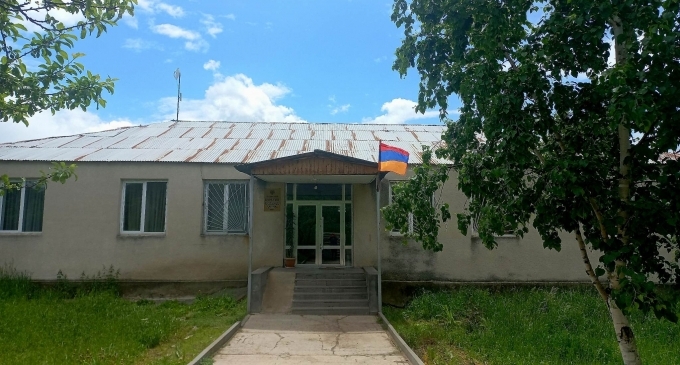 Karmir Agheg Basic School