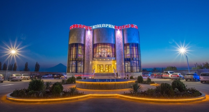 Մոլորակ Ռեստորան