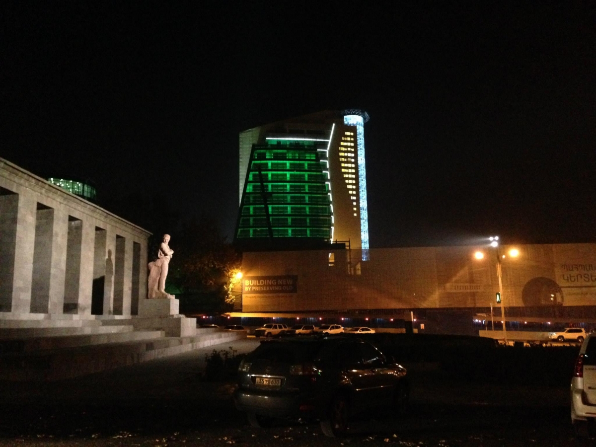 Элит Плаза