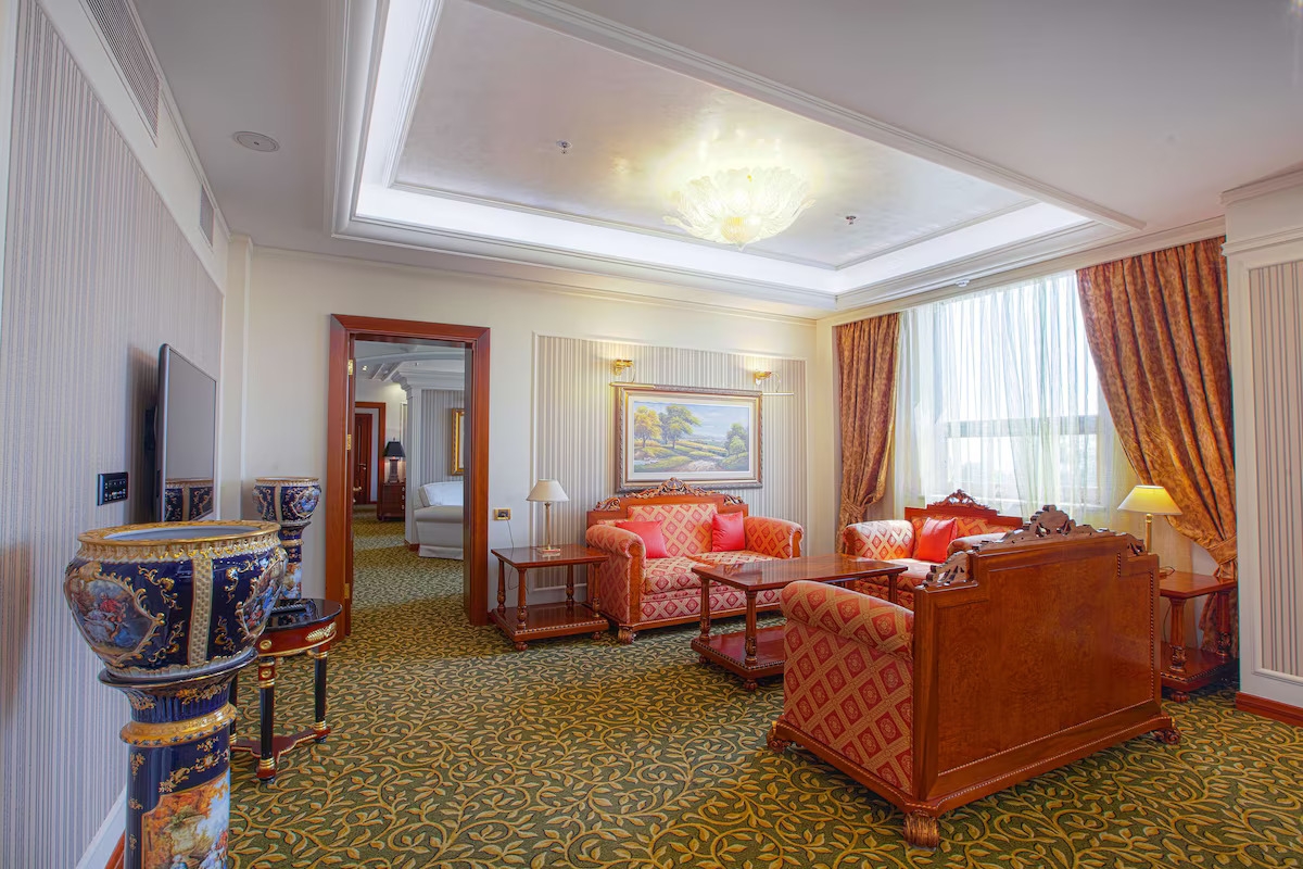Presidential Suite